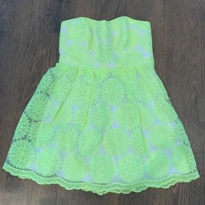 Yellow & White Floral Lace 🌼 Mini Strapless Dress